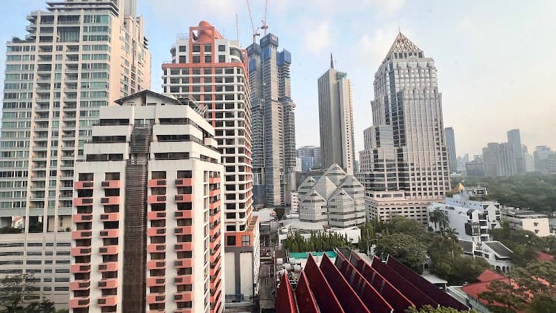 The Quarter Saladaeng by UHG