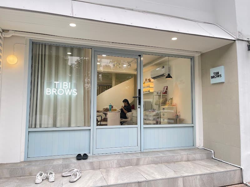 Tibi.brows ฝังสีคิ้ว ฝังสีปาก ลิฟขนตา