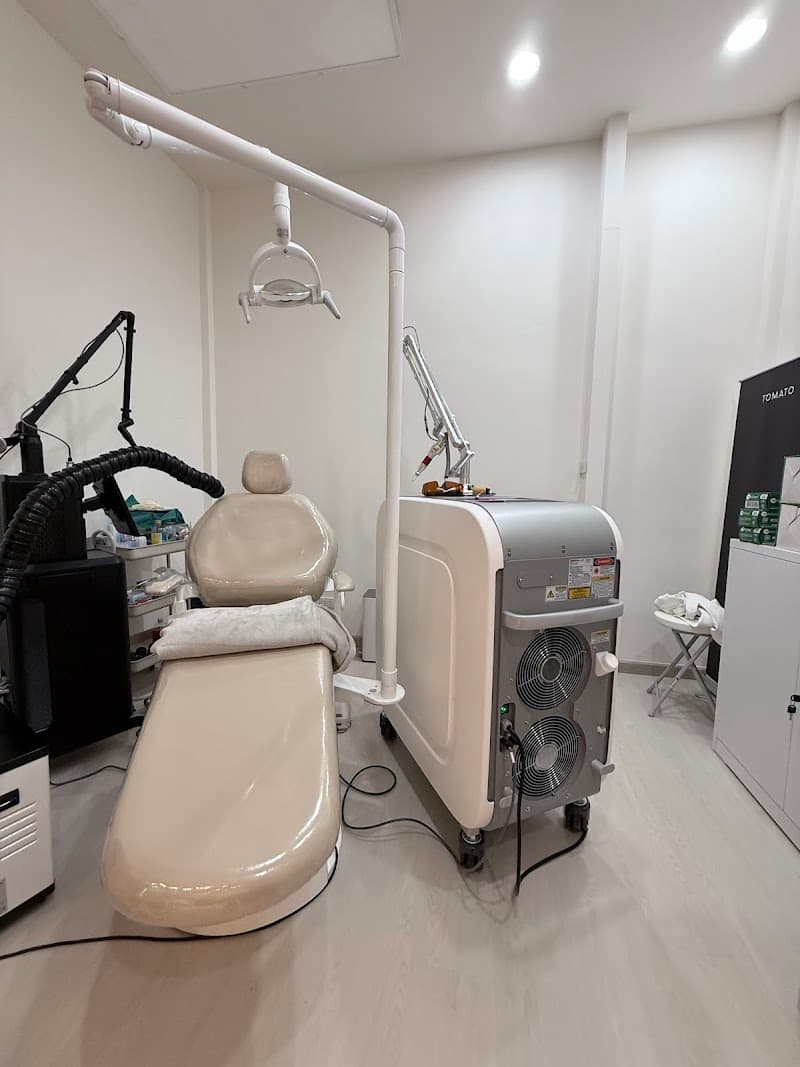 TOMATO Clinic | โทเมโท คลินิกเลเซอร์ผิวหนังสาขาU-center จุฬา