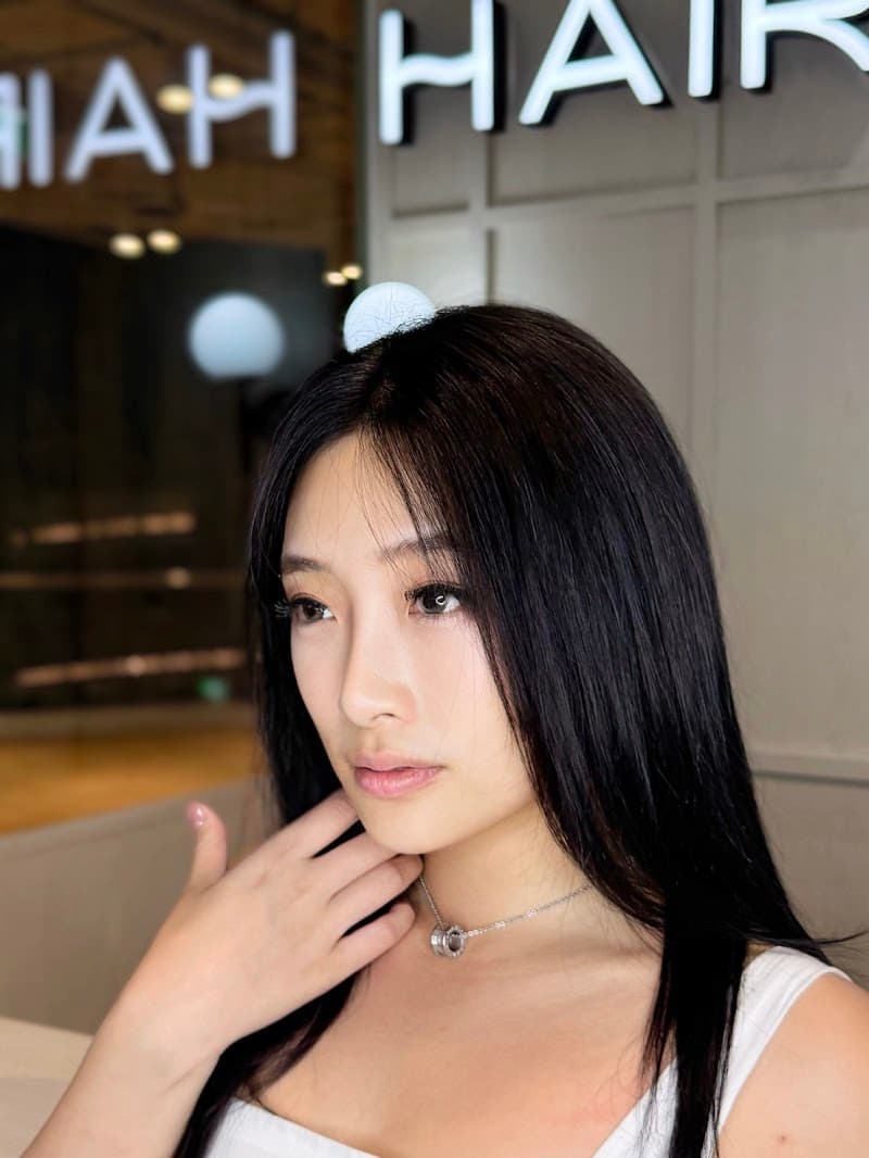 Tony Hair Color Specialist