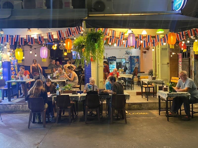 Try Me Thai & Vegetarian Restaurant