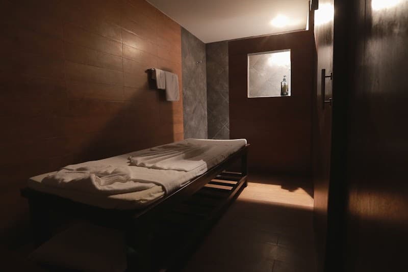 TT PARADISE THAI ARI