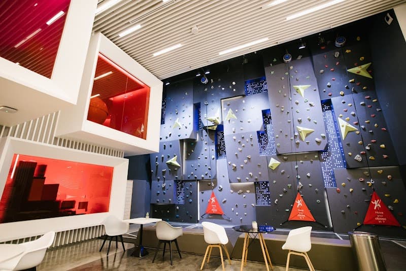 Virgin Active EmQuartier