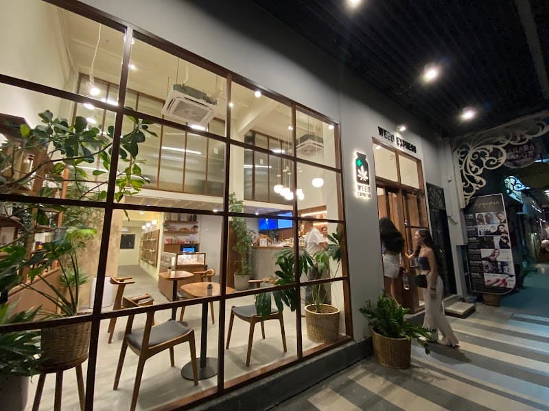 WEED Express Phloen Chit