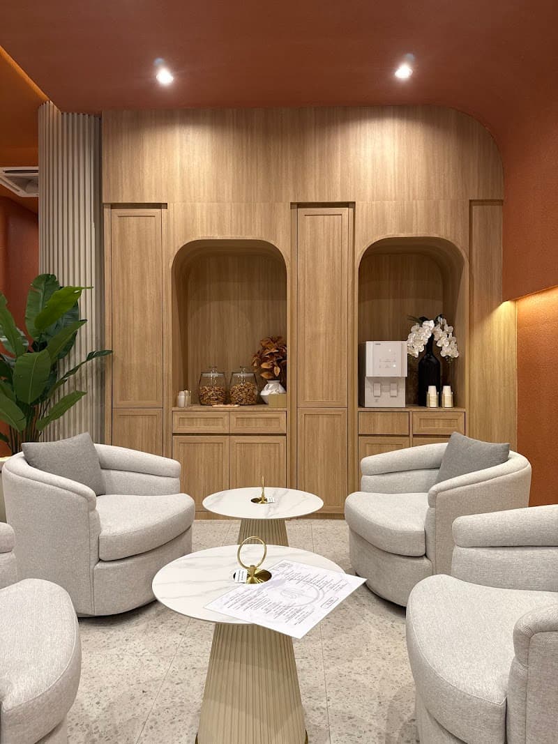 Wellcare Premium Massage - Silom