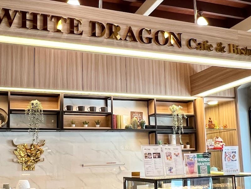 WHITE DRAGON cafe & bistro