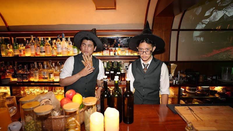 WYWS Cocktail Bar - Asoke