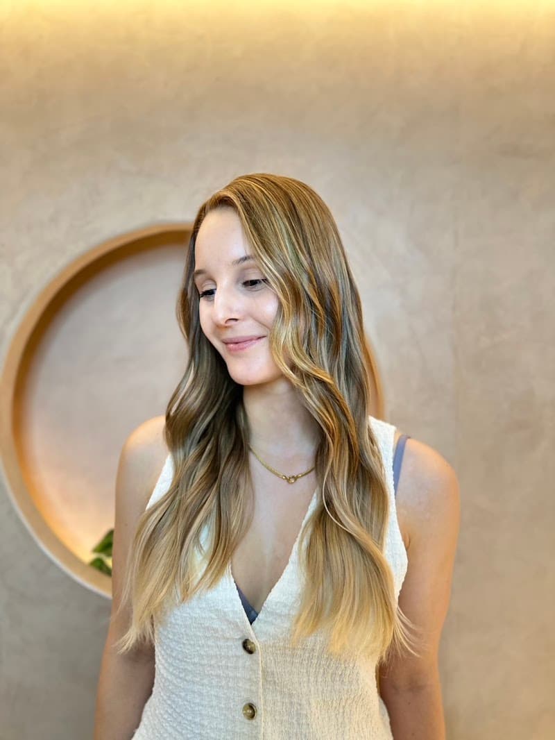 Yumoto Hair and Nail Spa Bangkok