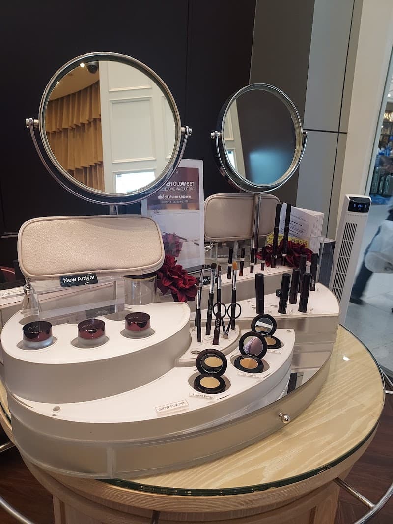 Anastasia Miaray CentralWorld