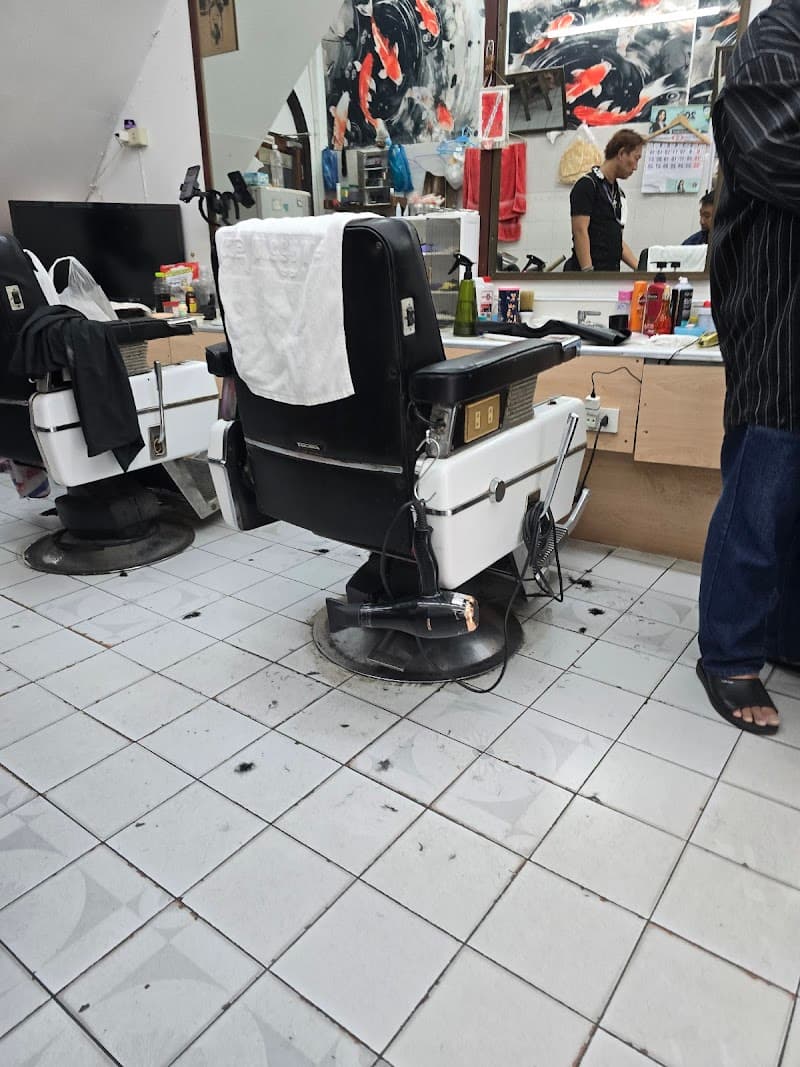 Chamrat Barber 2