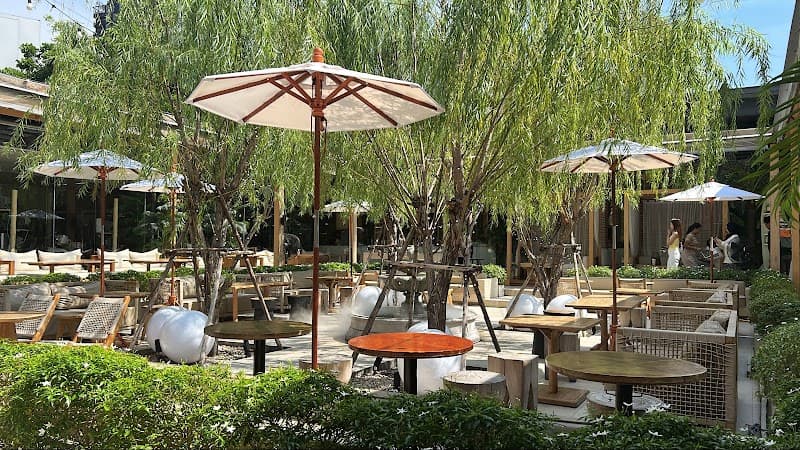 CUM Coffee - The Office Thonglor