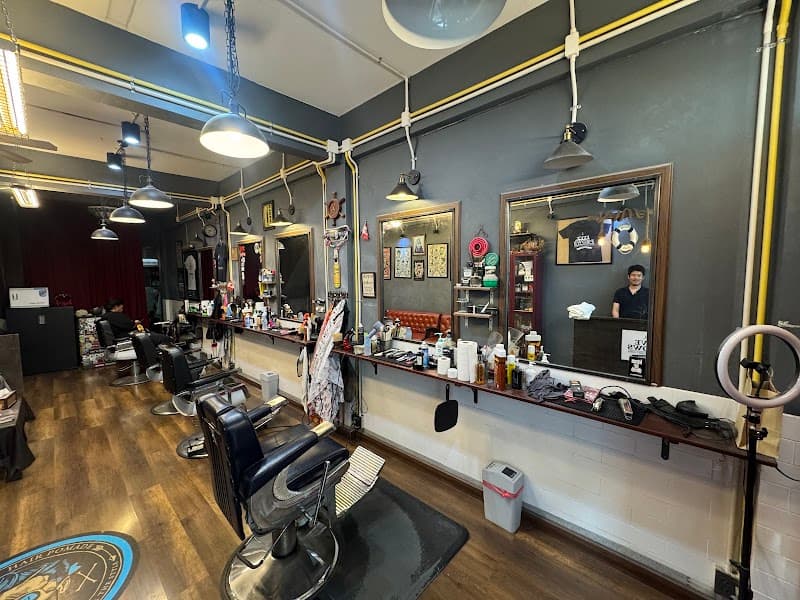 Five Prows Barber Shop
