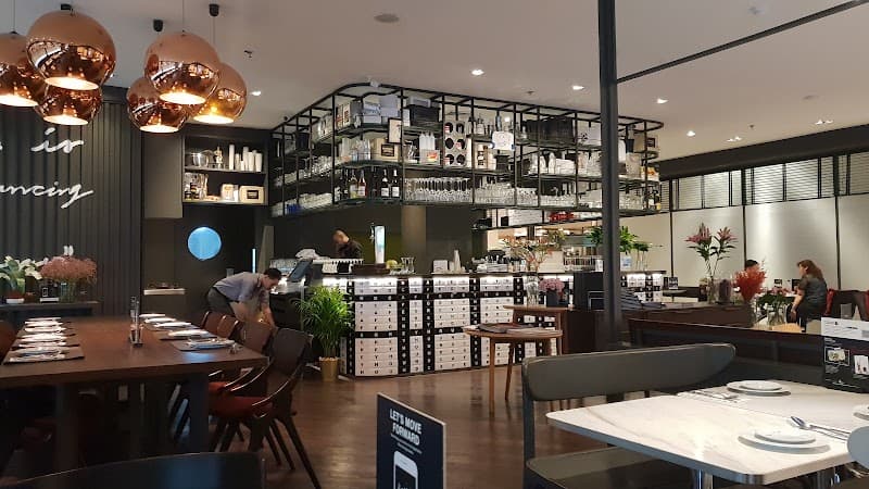 Greyhound Cafe - Central Chidlom
