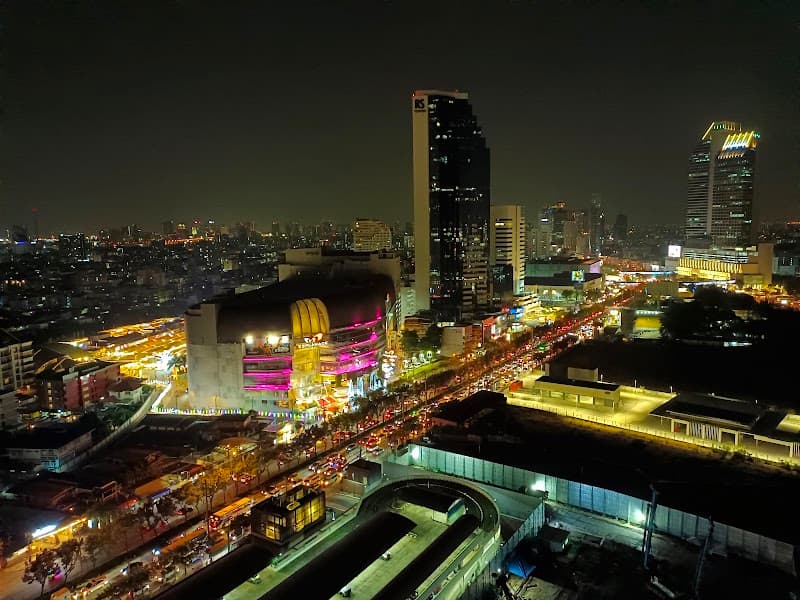 Noble Revolve Ratchada 1