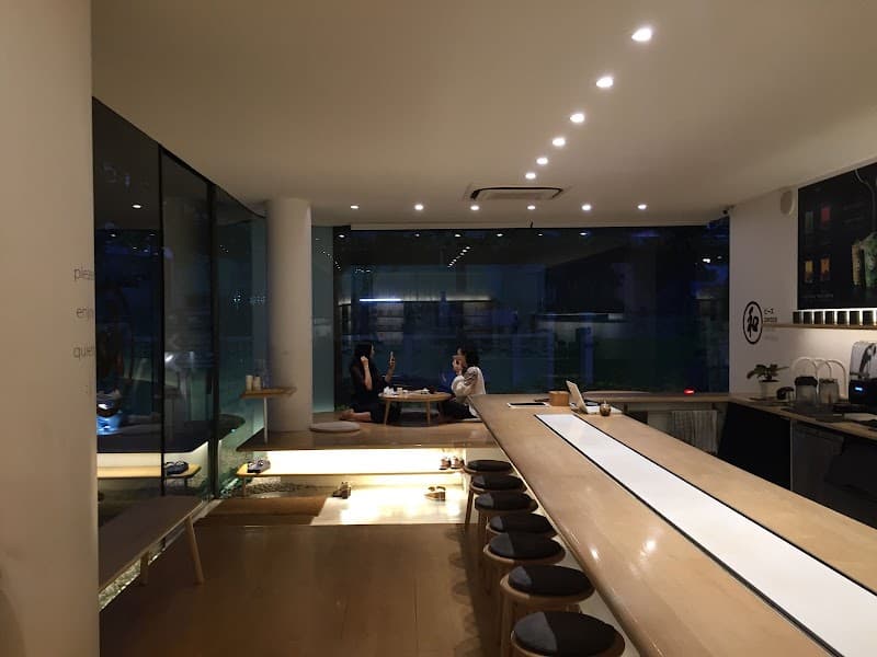 Peace Oriental Teahouse (Sukhumvit 49)