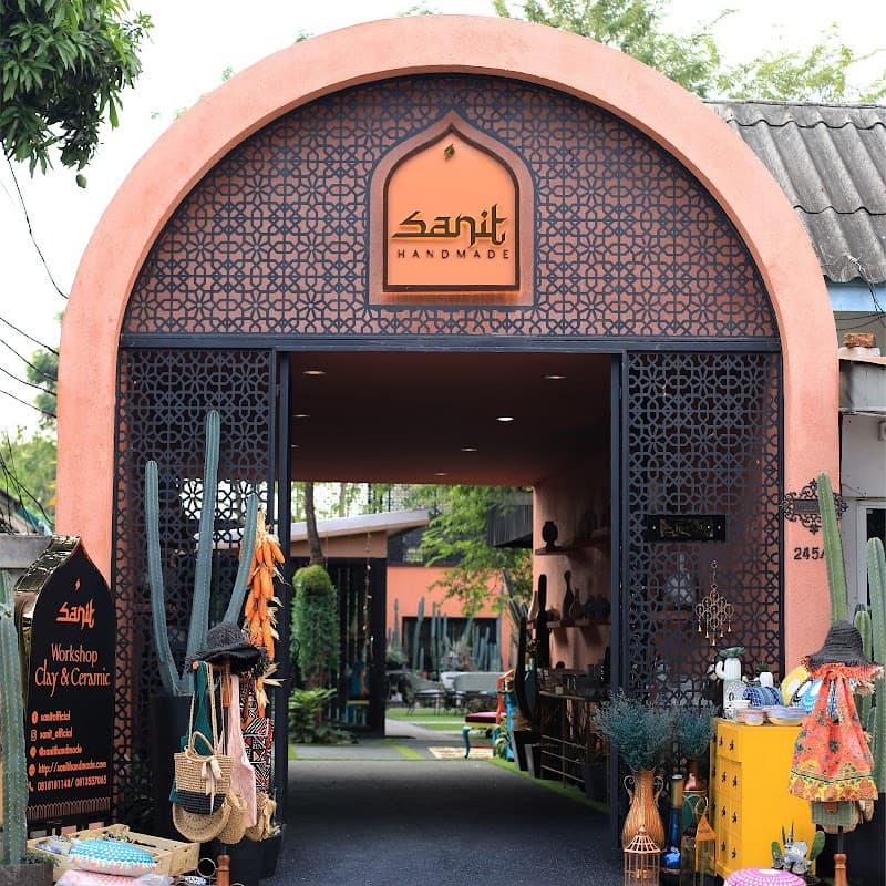 Sanit Handmade