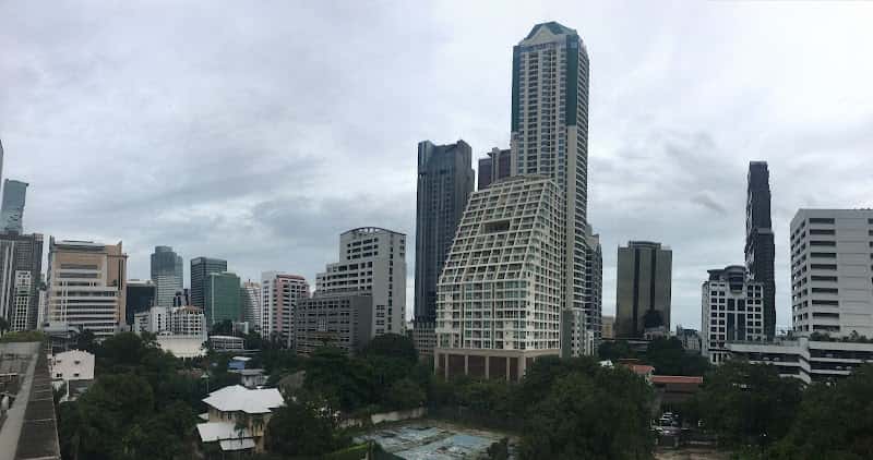 Silom Avenue Inn Hotel