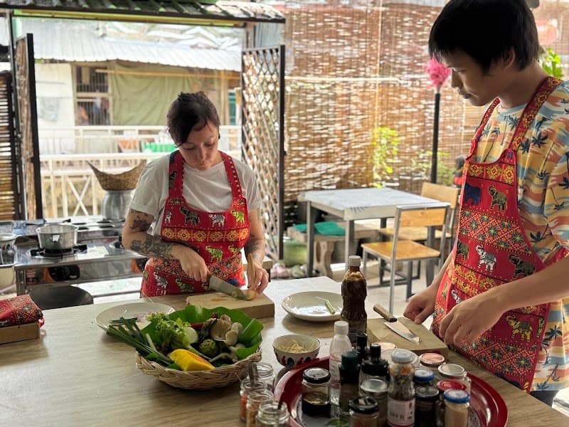 Smart Cook Bangkok (Giant Swing Branch)