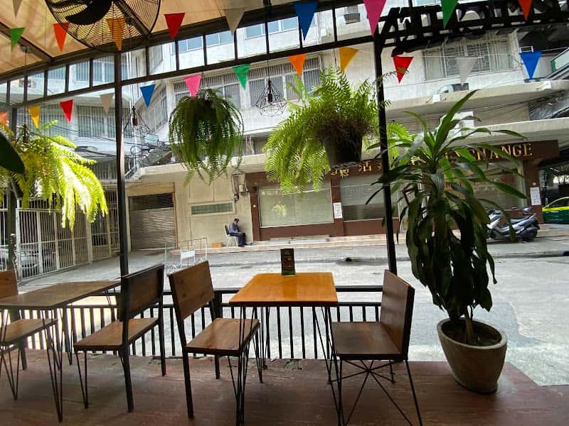 Sunrise Bistro