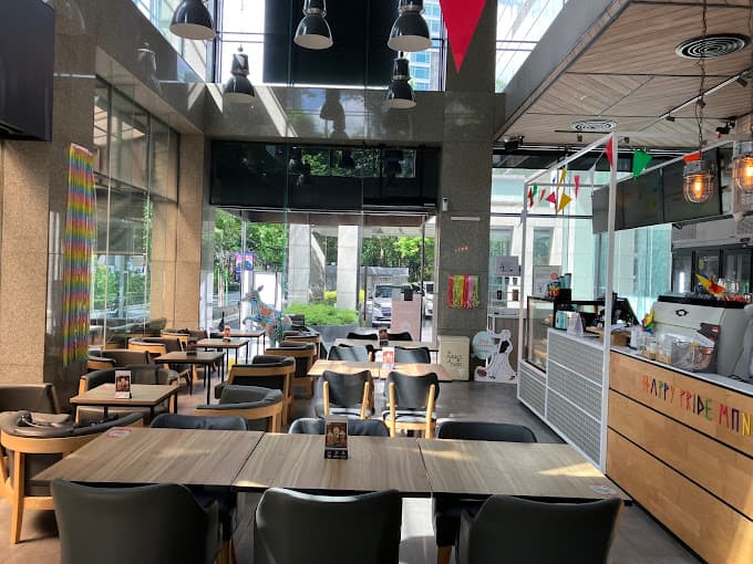 THE COFFEE CLUB - Wireless Road