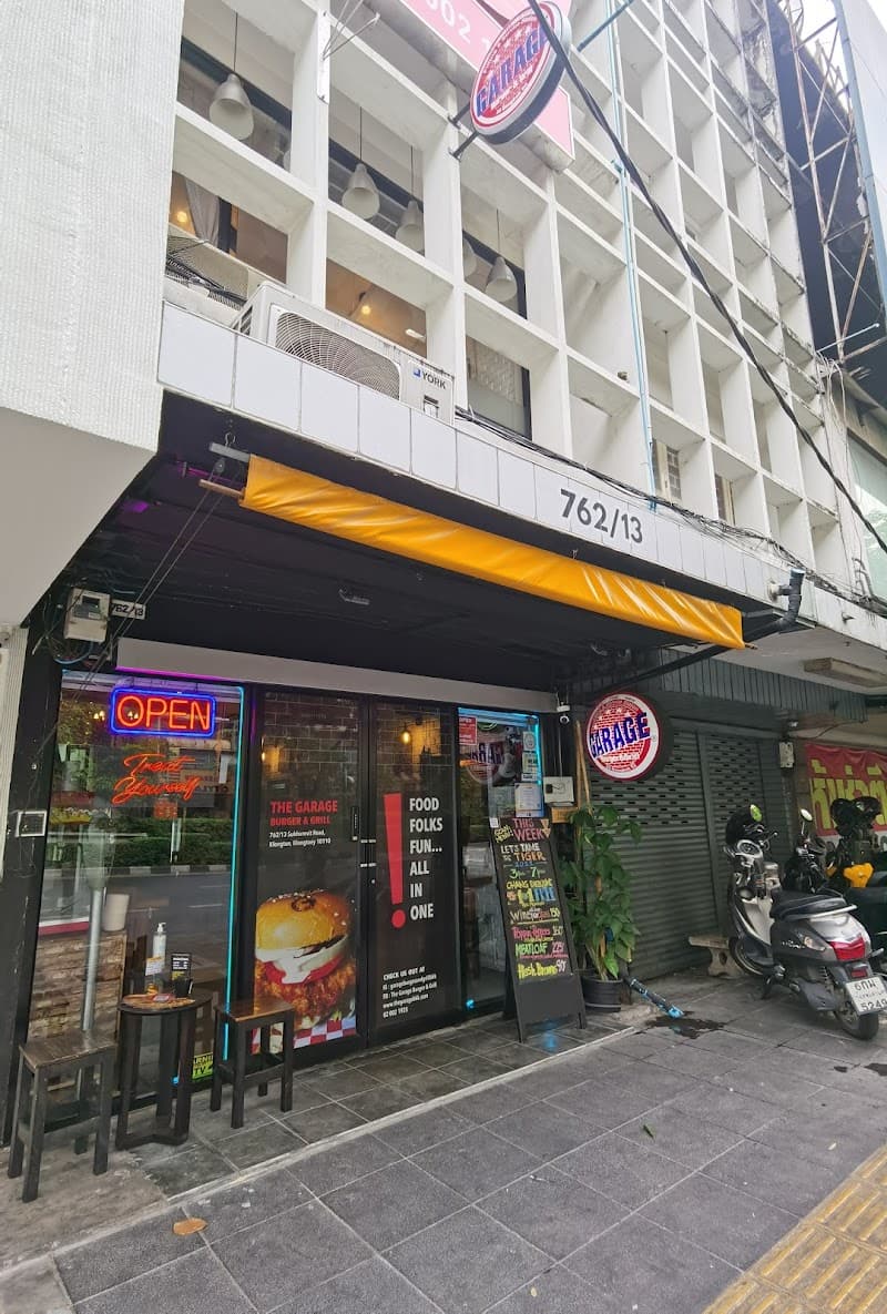 The Garage Burger & Grill