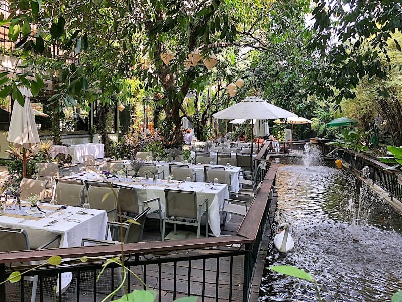 The Gardens of Dinsor Palace