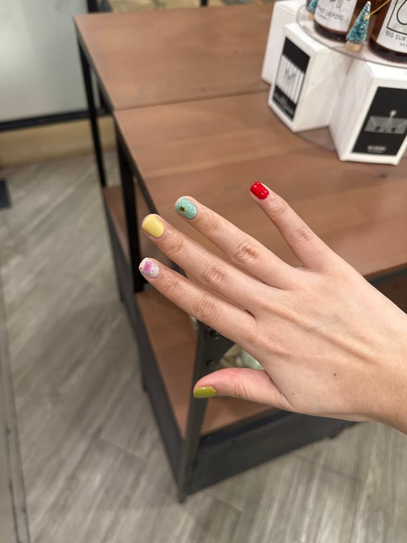 TheNailBakery (พญาไท) ร้านทำเล็บ