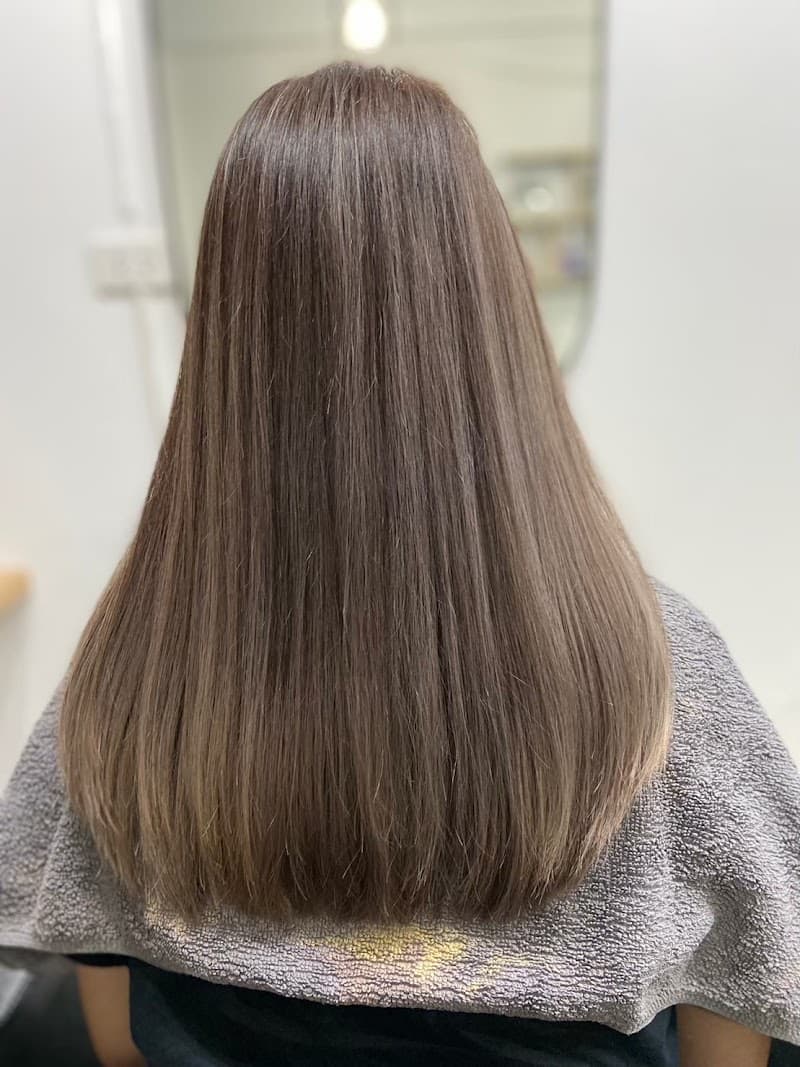 Tint and Tone Hair Salon (appointments only)