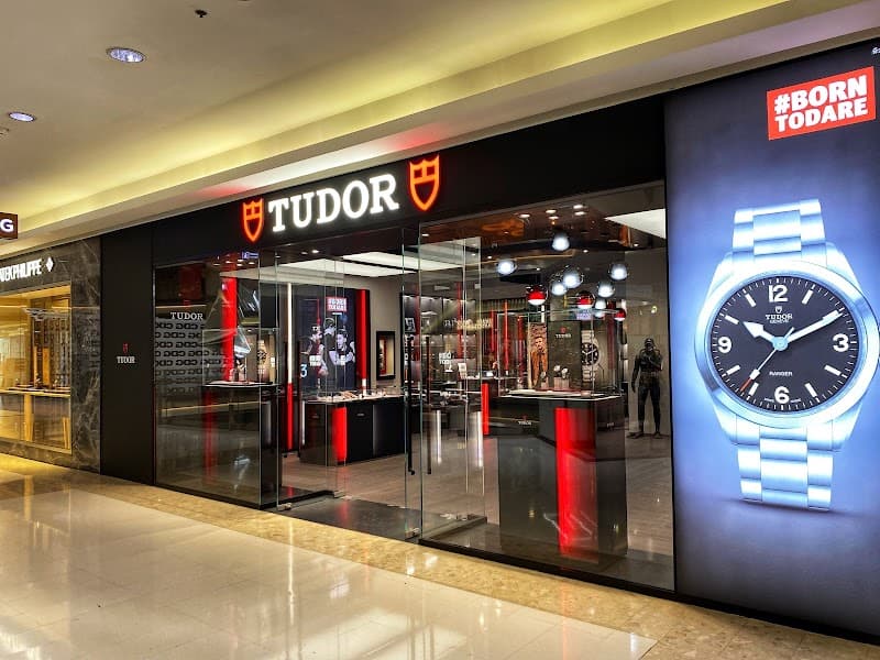 Tudor Boutique - PMT The Hour Glass Gaysorn Village