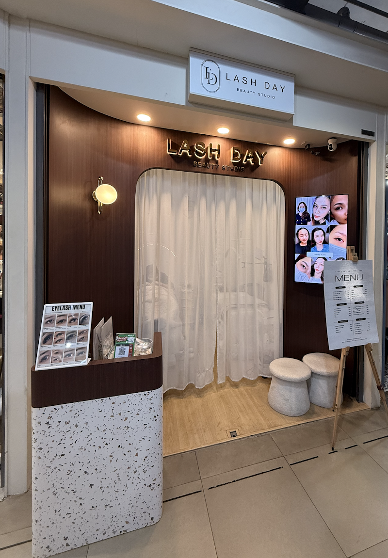 Lash Day Studio Siam — Ratchaprasong Beauty & Salon · 4.8★